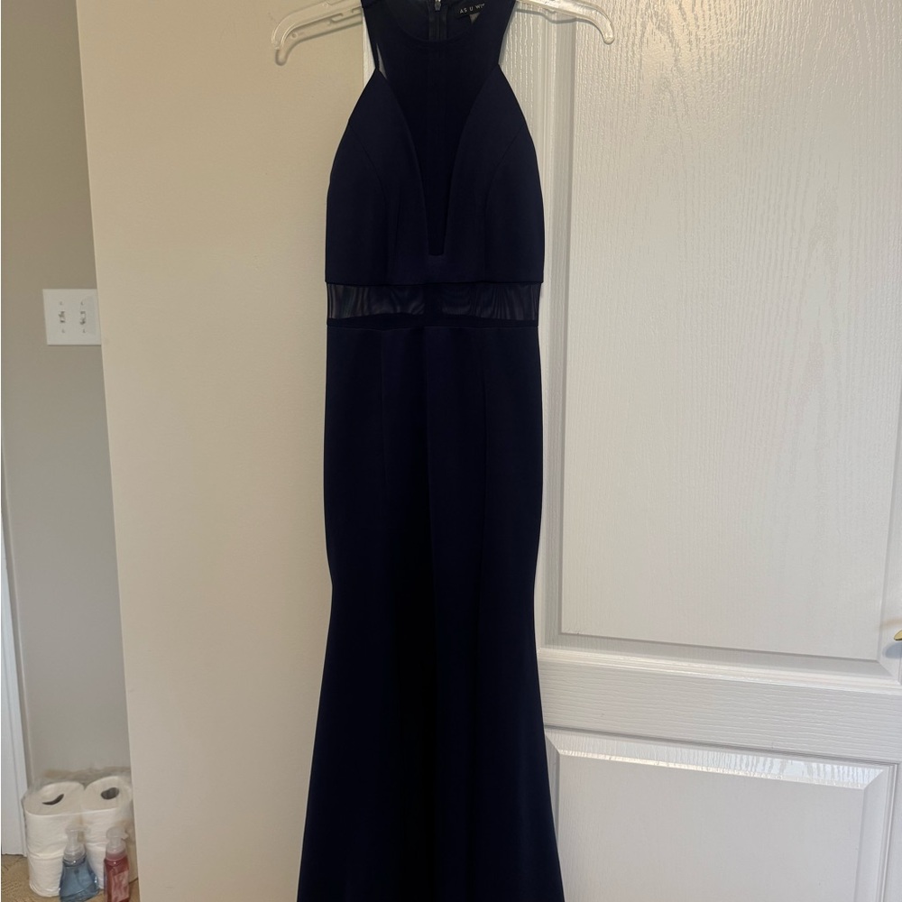 Elegant Navy Blue Evening Gown